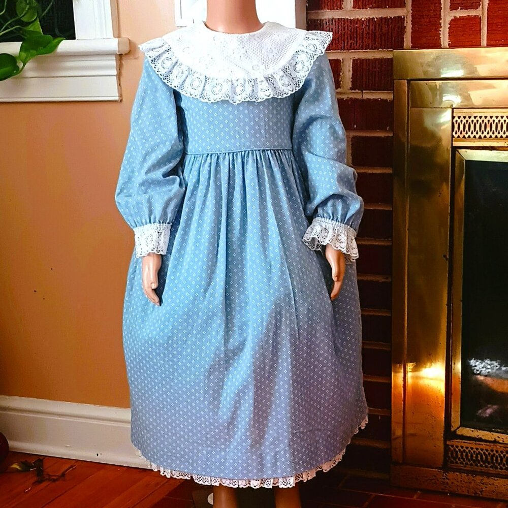 Girls Vintage Bib Collar Dress 7 Blue Floral Fit & Flare Long Sleeve Lace Trim
